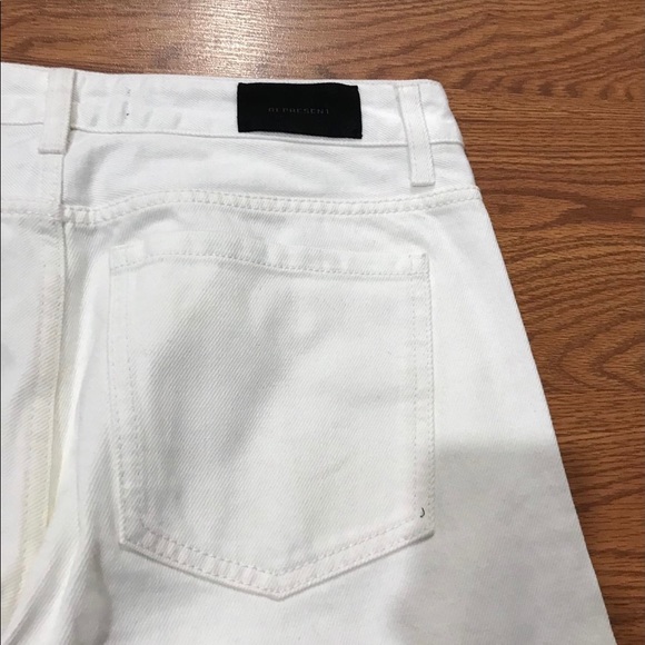 Represent Clo. Hand Destroyed White Denim Jean - Picture 4 of 5